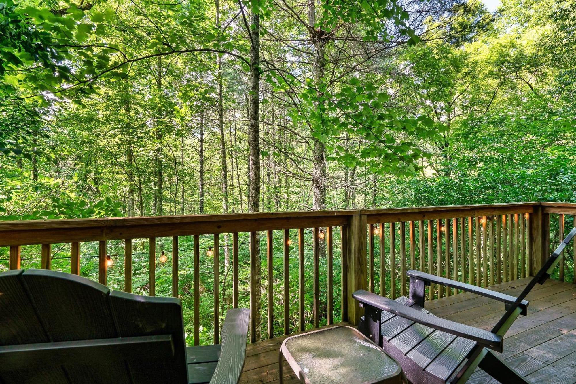 Rivers Edge Treehouses Robbinsville Bagian luar foto