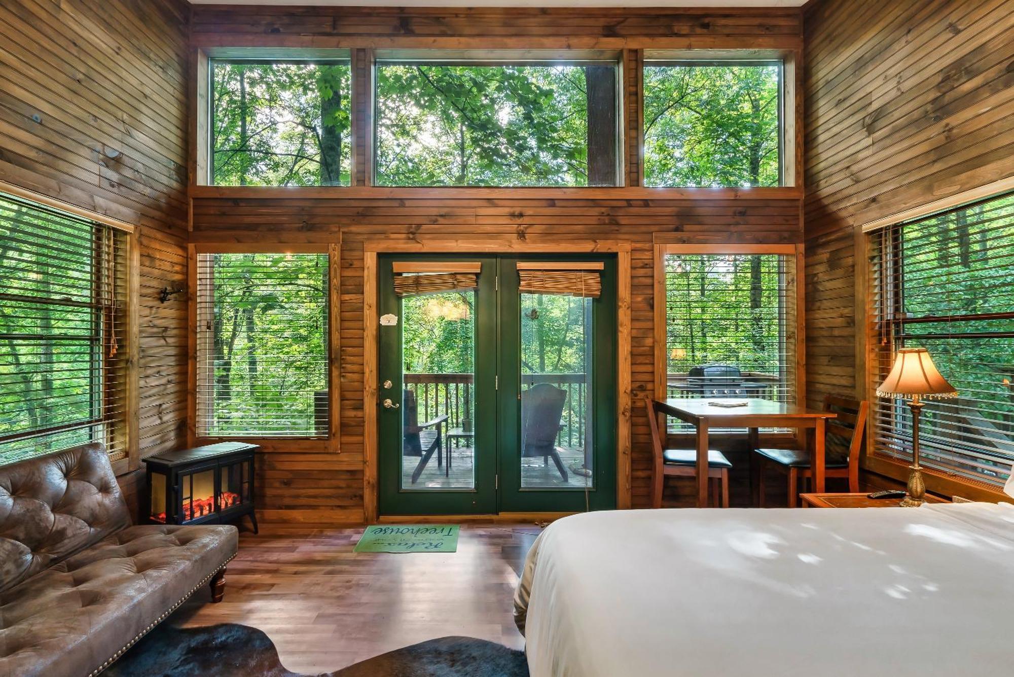 Rivers Edge Treehouses Robbinsville Bagian luar foto